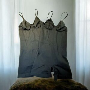 Black One Piece Seamless Adjustable Strap Shape Wear Size 1X (2) Lot
